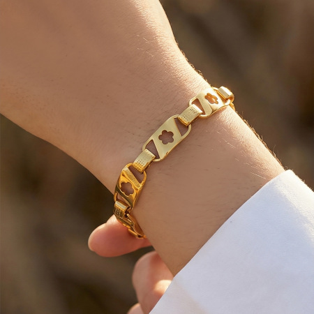 Bracelets à maillons pour femmes en acier inoxydable doré ajouré avec motif floral 2