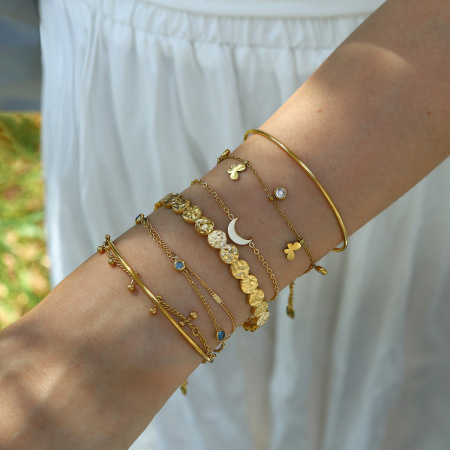 Bracelets à breloques pour femmes Sweet Circle Butterfly en acier inoxydable étanche couleur or