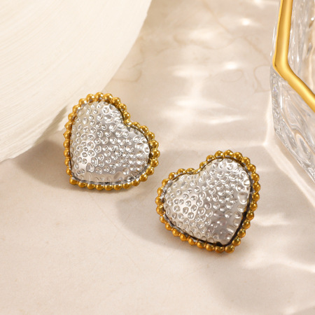 Boucles d'oreilles puces pour femmes, luxueuses, rétro, en forme de cœur, en acier inoxydable étanche, couleur or. 2