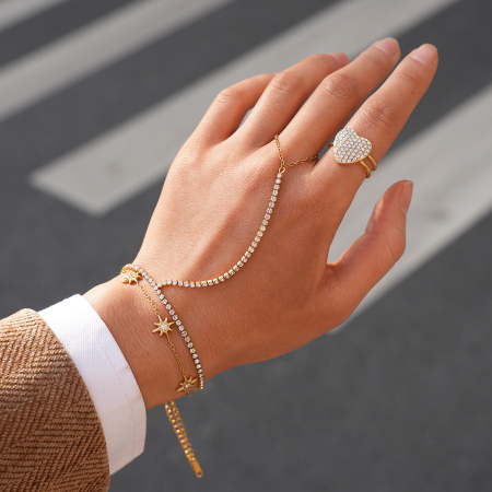 Bracelet chaîne femme en acier inoxydable doré, imperméable et orné d'un cœur de luxe 2