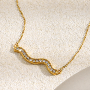 Colliers Pendentifs Pour Femmes En Acier Inoxydable, Étanches, Couleur Or, Avec Strass, Forme Ondulée Simple h5 Image4