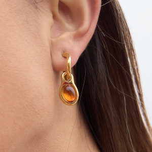 Boucles D'Oreilles Pendantes Rétro En Résine Dorée Pour Femmes h5 Image3