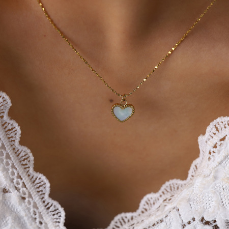 Colliers pendentifs pour femmes en forme de cœur simple, en acier inoxydable étanche, couleur or et coquillage 2