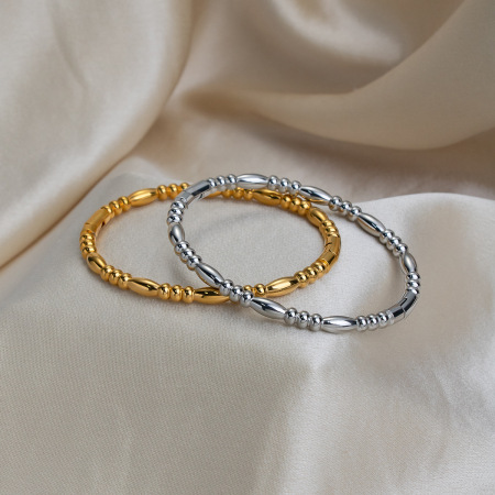 Bracelet Jonc Pour Femme Simple Series Daily Circle En Acier Inoxydable Étanche Couleur Or