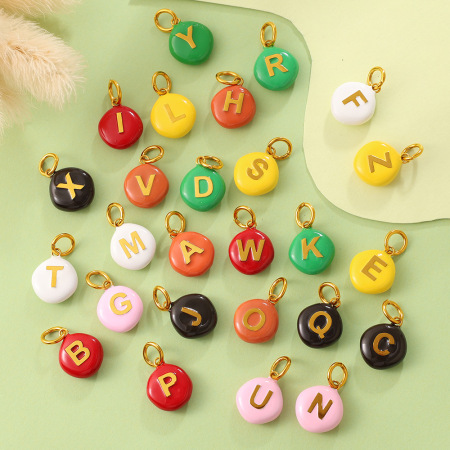 Pendentifs à faire soi-même en acier inoxydable étanche couleur or avec motif de lettres