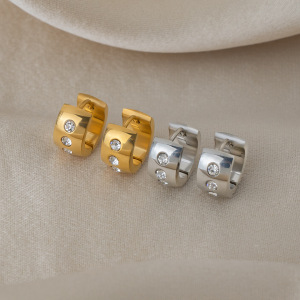 Boucles D'Oreilles Créoles Simple Daily Circle En Acier Inoxydable Étanche Couleur Or h5 Image2