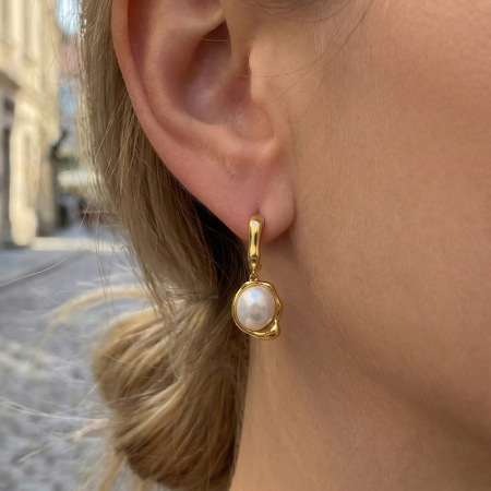 Boucles d'oreilles pendantes élégantes pour femmes, en acier inoxydable étanche, couleur or, avec perles. 2