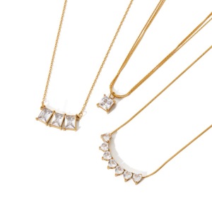 Colliers Pendentifs Pour Femmes En Acier Inoxydable Étanche En Forme De Cœur, Couleur Or h5 Image3