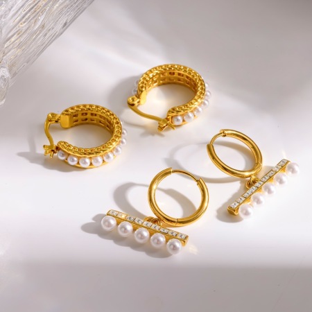 Boucles d'oreilles créoles pour femmes, forme géométrique, en acier inoxydable, étanches, couleur or, avec perles artificielles. 2