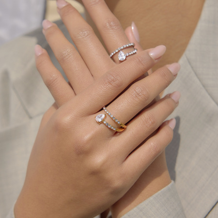 Bagues pour femmes en acier inoxydable, étanches, couleur or, ornées de strass et de zircon. 2