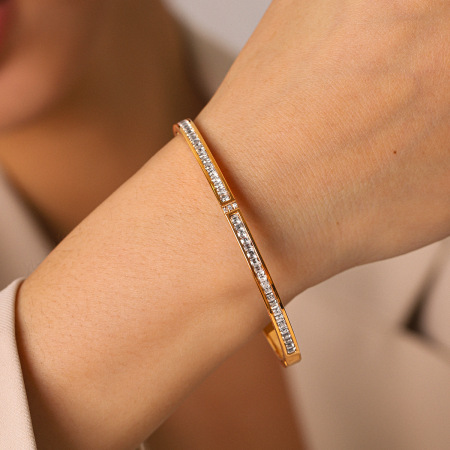 Bracelet jonc pour femme Simple Series Daily Ellipse Shape en acier inoxydable, couleur or, étanche, avec zircon