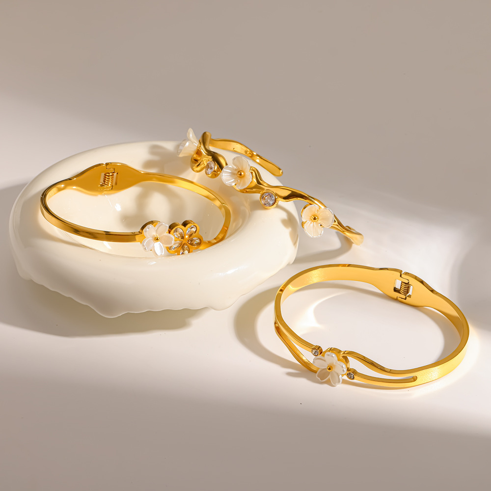 Bracelets Pour Femmes En Acier Inoxydable Imperméable, Couleur Or, Ornés De Strass Et De Perles Artificielles. Image2