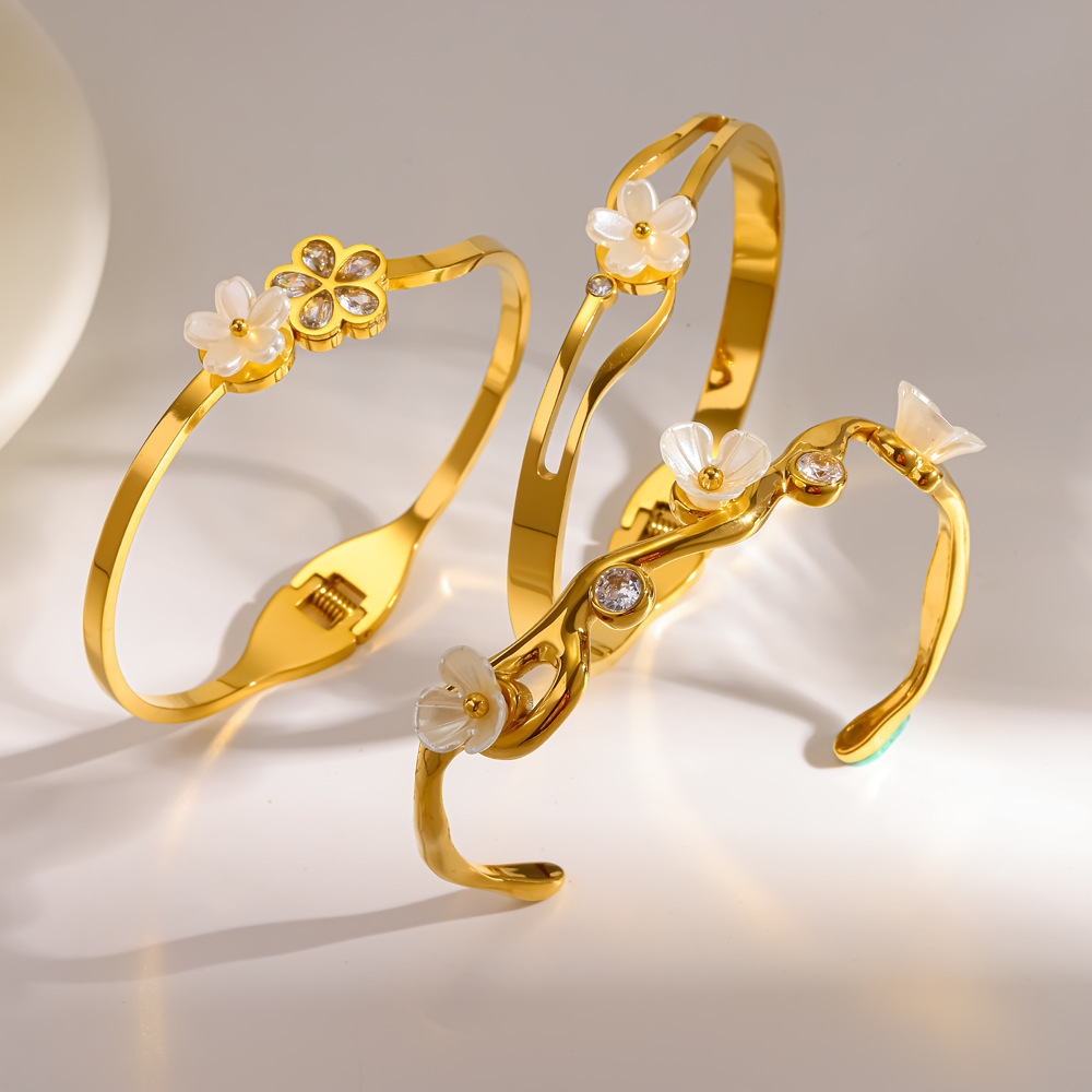 Bracelets Pour Femmes En Acier Inoxydable Imperméable, Couleur Or, Ornés De Strass Et De Perles Artificielles. Image3