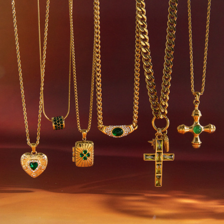 Colliers pendentifs rétro en forme de cœur, croix et trèfle, en acier inoxydable étanche, couleur or et zircon, pour femmes
