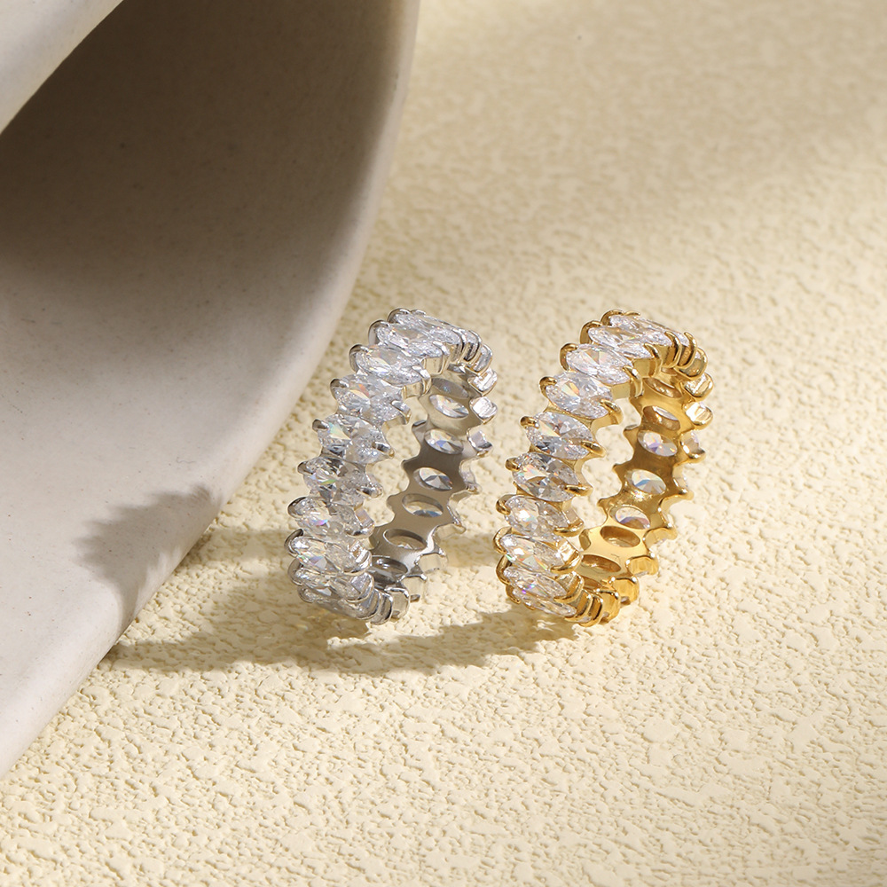 Bagues Pour Femmes En Acier Inoxydable Étanche Couleur Or Avec Zircon Et Pierre Précieuse Image2