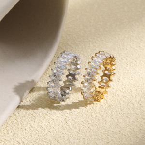 Bagues Pour Femmes En Acier Inoxydable Étanche Couleur Or Avec Zircon Et Pierre Précieuse h5 Image2
