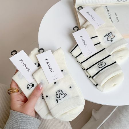 Chaussettes mi-mollet à motifs animaux mignons 2