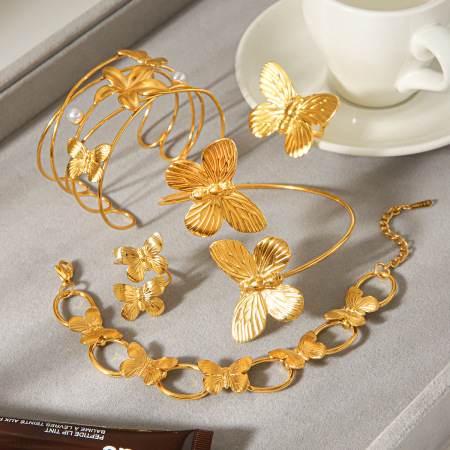 Bracelet jonc pour femme Simple Series Daily Butterfly en acier inoxydable étanche couleur or 2