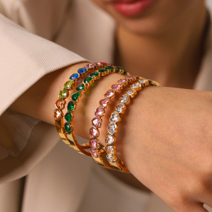 Bracelet Jonc De Luxe Pour Femme, En Acier Inoxydable, Étanche, Couleur Or, Orné D'Un Cœur, Avec Zircon. h5 Image3