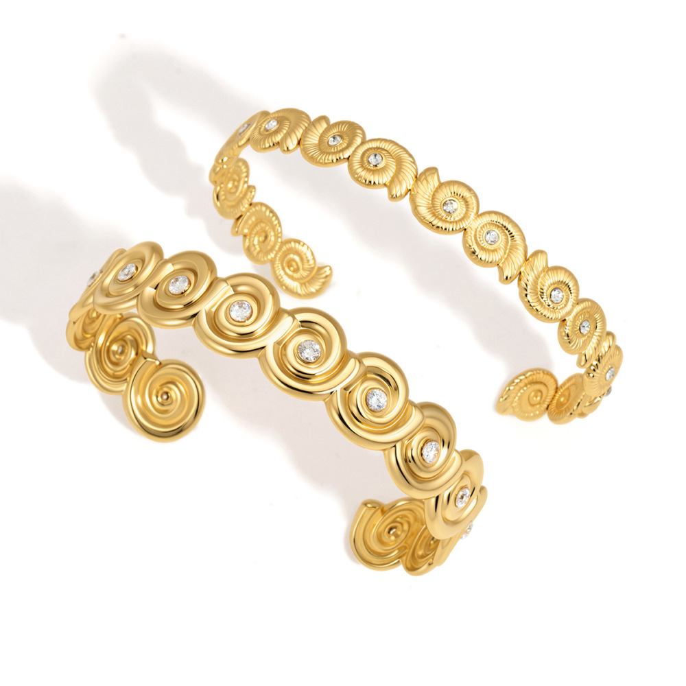 Bracelet Manchette Femme En Acier Inoxydable Doré, Orné D'Un Patchwork Mignon Et Luxueux. h5Image4