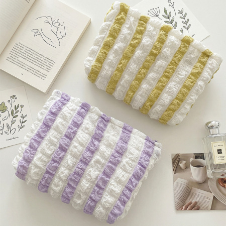 Trousse de maquillage pour femme en toile à rayures multicolores de la collection Simple Series Daily Stripe 2