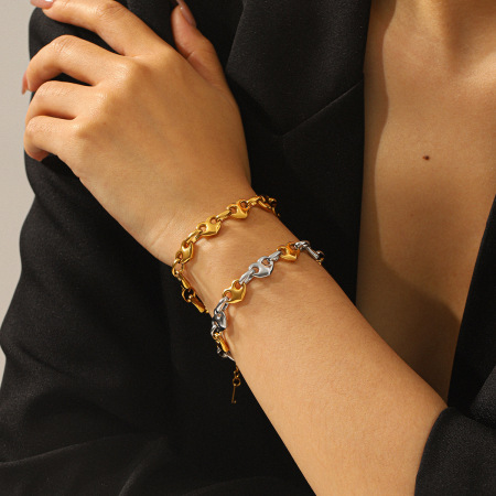 Bracelet chaîne pour femme Simple Series Daily Heart en acier inoxydable étanche couleur or