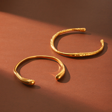 Bracelet manchette pour femme en acier inoxydable étanche couleur or 2
