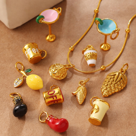Pendentifs pour femmes, style DIY, en acier inoxydable, couleur or, avec découpe de fraise et motif fruit. 2
