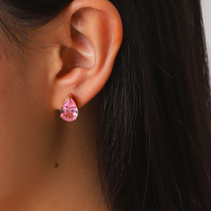 Boucles D'Oreilles Puces Pour Femmes, En Acier Inoxydable Imperméable, Couleur Or, En Forme De Cœur Et D'Ellipse, Ornées De Zircon, Représentant Une Goutte D'Eau. Elles Sont Luxueuses Et Élégantes. Elles Sont Serties De Zircon. h5 Image5