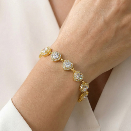 Bracelet chaîne femme luxueux en acier inoxydable doré avec zircon, orné d'un cœur rectangulaire et d'une armure 3/4. 2