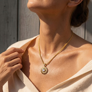 Colliers Pendentifs Rétro En Acier Inoxydable, Étanches, Couleur Or, Avec Zircon, Pour Femmes h5 Image3