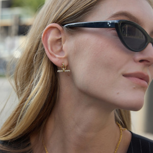 Boucles D'Oreilles Pendantes Pour Femmes, En Acier Inoxydable Étanche, Couleur Or, En Forme De T, Ornées De Strass. h5 Image3