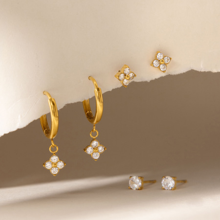 Boucles d'oreilles pour femmes Simple Clover en acier inoxydable étanche couleur or avec zircon 2