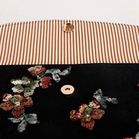 Sac à main pour femme, style soirée, orné de sequins et de perles florales, en polyester. 2