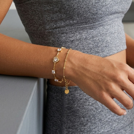 Bracelet à breloques pour femme en acier inoxydable, étanche, couleur or, avec zircon et motif cœur simple 2