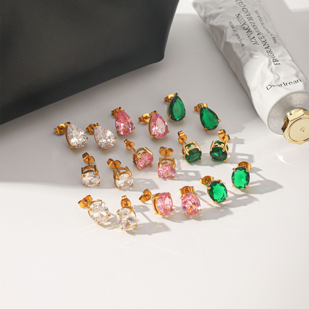Boucles D'Oreilles Puces Pour Femmes, En Acier Inoxydable Imperméable, Couleur Or, En Forme De Cœur Et D'Ellipse, Ornées De Zircon, Représentant Une Goutte D'Eau. Elles Sont Luxueuses Et Élégantes. Elles Sont Serties De Zircon. Image3