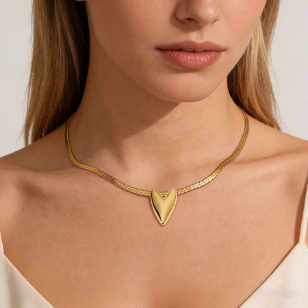 Colliers pendentifs pour femmes en forme de cœur simple, en acier inoxydable étanche, couleur or