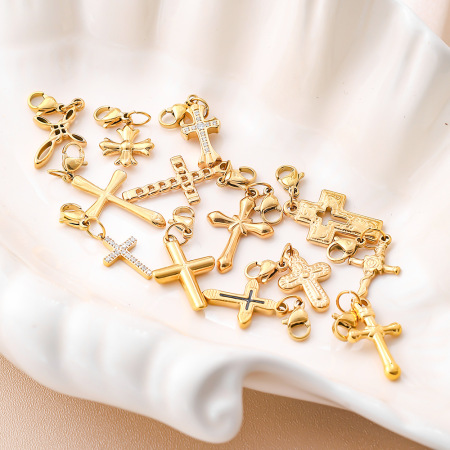 Pendentifs Daily Cross en acier inoxydable étanche couleur or avec strass 2