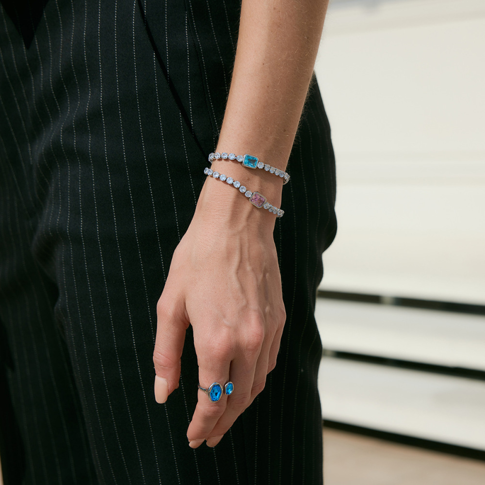 Bracelet Chaîne Femme Luxueux Et Simple, Rectangulaire, En Acier Inoxydable, Étanche, Couleur Or, Orné De Zircon. Image3