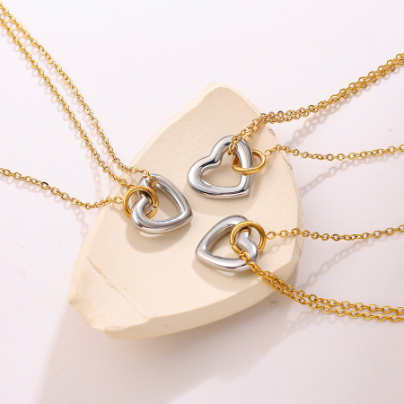 Colliers pendentifs pour femmes Simple Series Daily Heart en acier inoxydable étanche couleur or