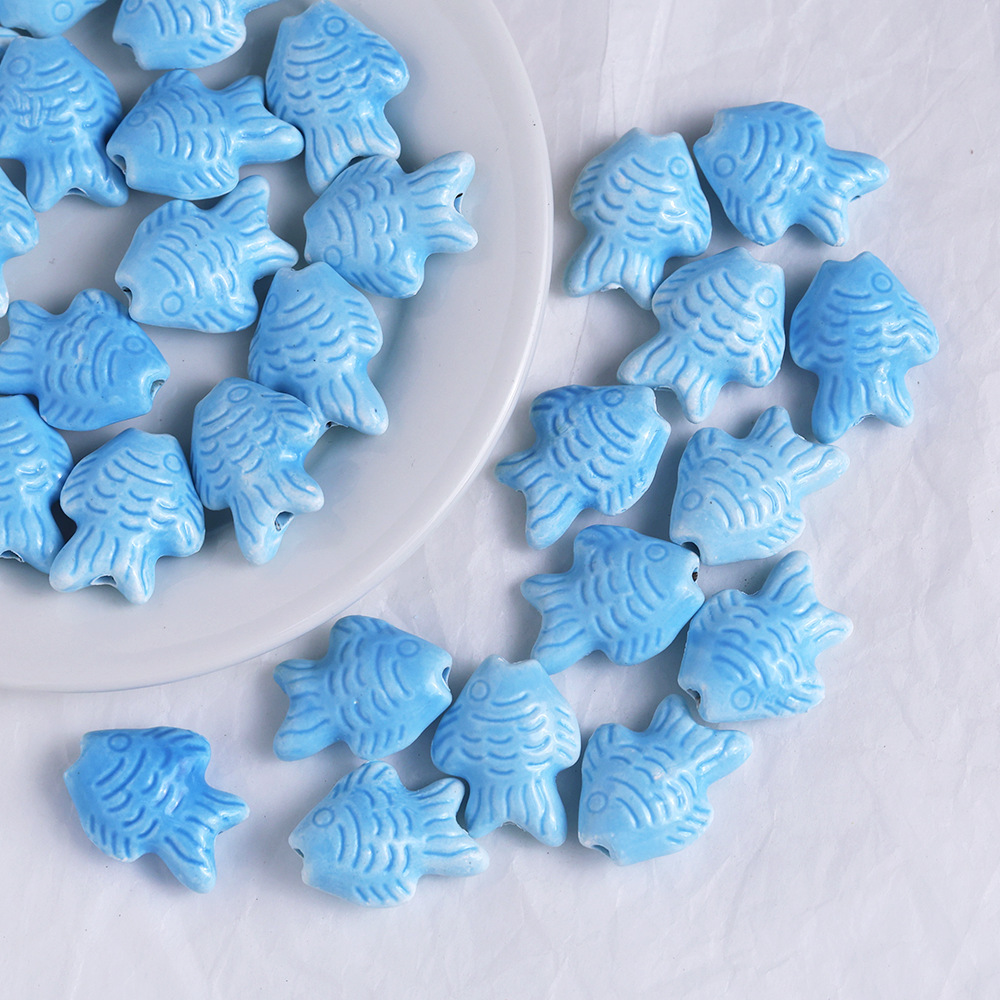 1 Pièce De Perles En Céramique Représentant Un Joli Poisson