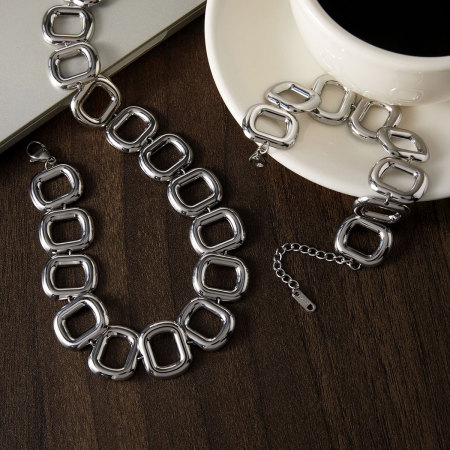 Ensembles De Colliers Pour Femmes Simple Series Punk Circle En Acier Inoxydable Étanche