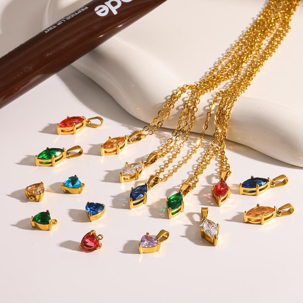 Pendentif Femme Luxueux Et Élégant En Forme De Cœur Géométrique, En Acier Inoxydable Étanche, Couleur Or, Orné De Zircon. h5Image2