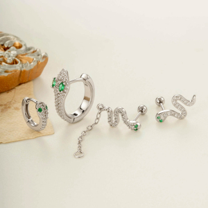 Boucles D'Oreilles Piercing Femme, Motif Serpent Simple, Couleur Cuivre Doré Et Zircon. h5 Image5