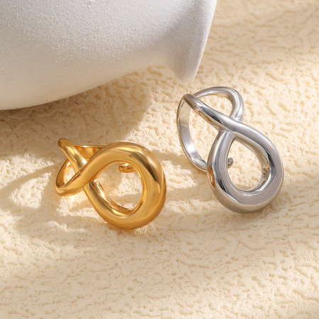Bagues tendance Simple Series Casual Twist en acier inoxydable étanche couleur or