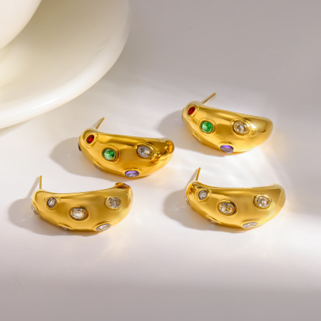 Boucles d'oreilles puces pour femmes, en acier inoxydable imperméable, couleur or, forme simple en C, ornées de strass. 2