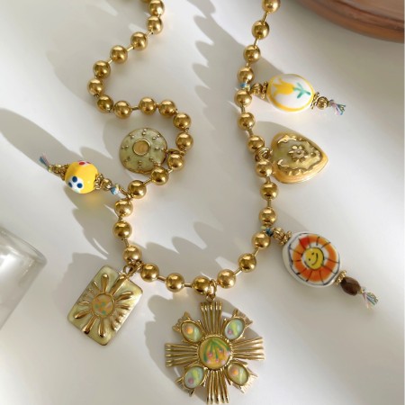 Colliers pendentifs vintage pour femmes, en acier inoxydable étanche, couleur or, motif floral 2