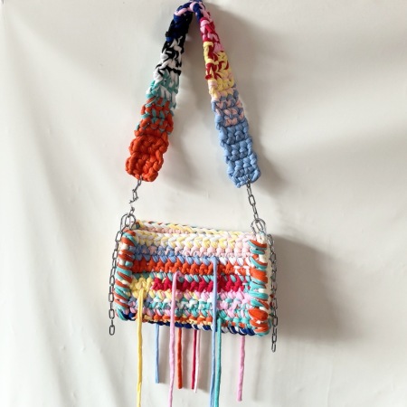 Sacs bandoulière femme style streetwear à pompons tissés et couleurs assorties 2