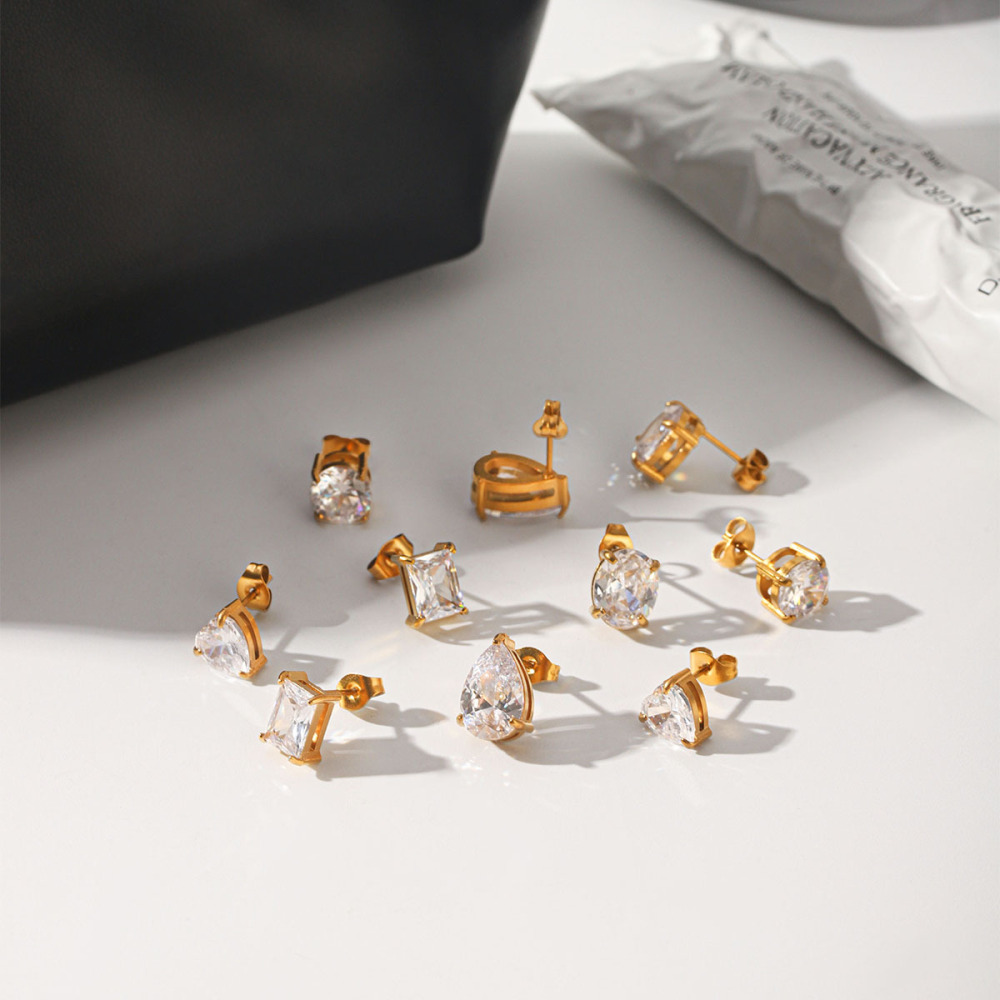 Boucles D'Oreilles Puces Pour Femmes, En Acier Inoxydable Étanche, Couleur Or, En Forme De Cœur Et D'Ellipse, Ornées De Zircon, Avec Un Motif Goutte Simple. Image4