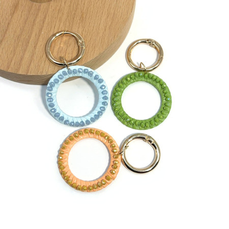 Porte-clés de sac Simple Series Vacation, rond, en raphia, strass, couleur unie